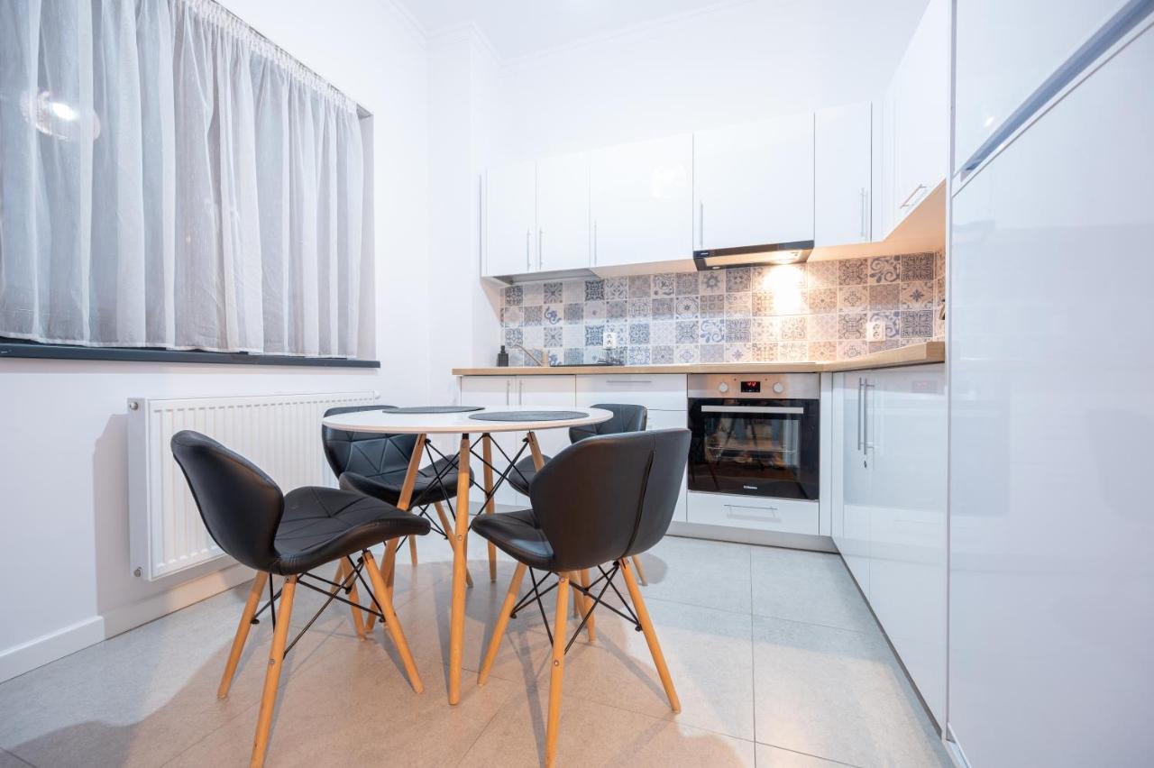 Tei Apartments Oradea Buitenkant foto