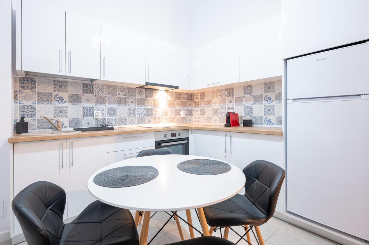 Tei Apartments Oradea Buitenkant foto