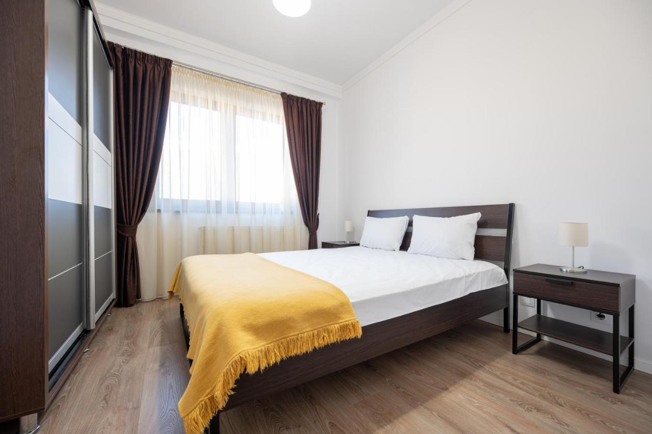 Tei Apartments Oradea Buitenkant foto